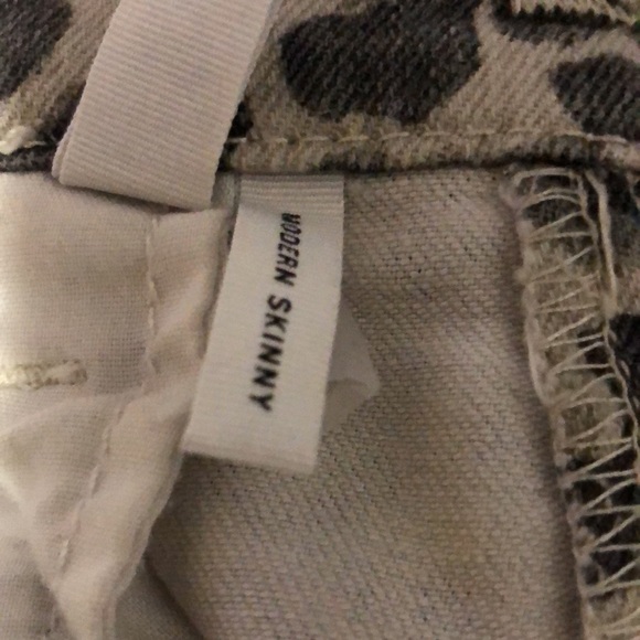 Loft leopard print skinny jeans - Picture 12 of 13